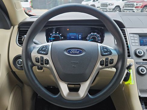 Used 2019 Ford Taurus SE FWD image 14