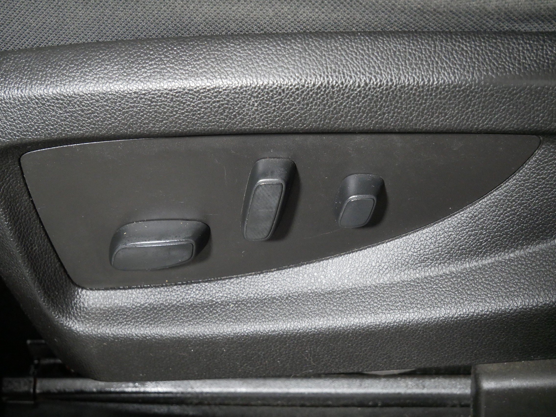 Used 2019 Chevrolet Silverado 1500 LT w/ All Star Edition AWD/4WD image 20