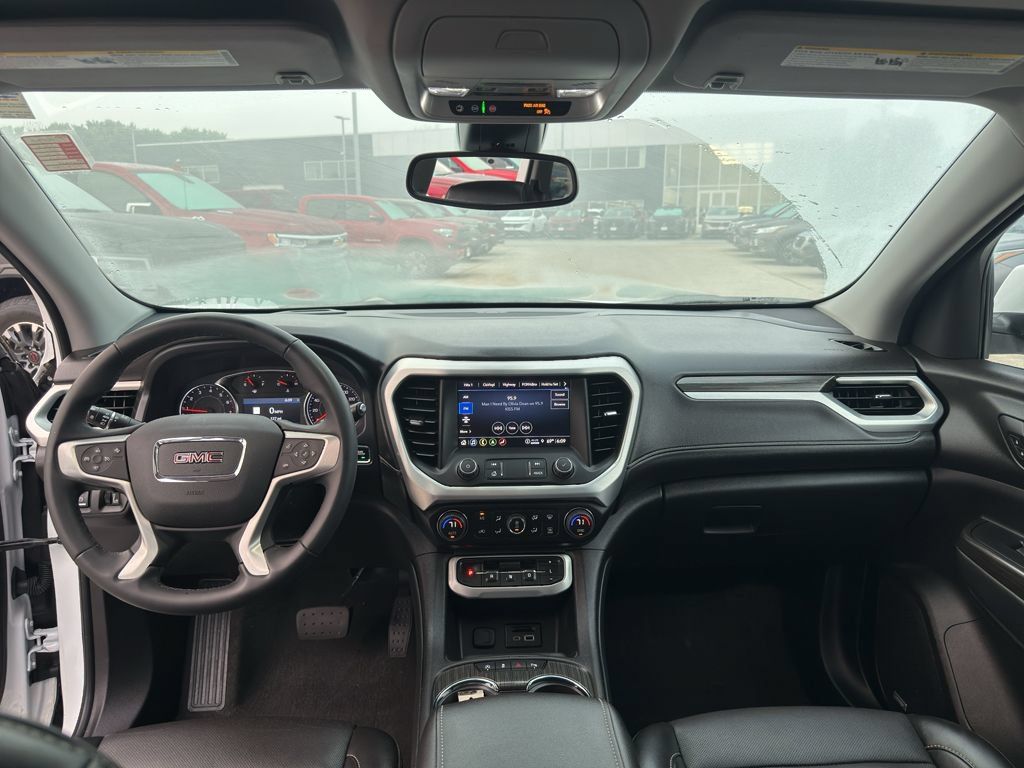 Certified 2023 GMC Acadia SLT w/ LPO, Floor Liner Package AWD/4WD image 29