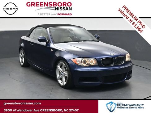 Used 2011 BMW 135i Convertible RWD image 1