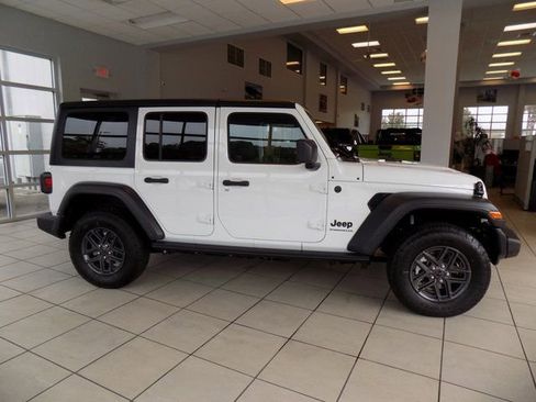 New 2026 Jeep Wrangler Unlimited Sport AWD/4WD image 9