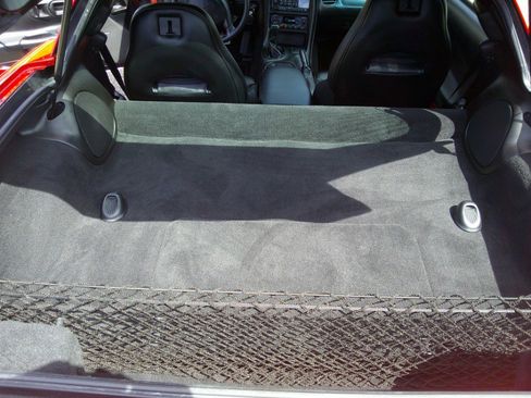 Used 2004 Chevrolet Corvette Coupe RWD image 25