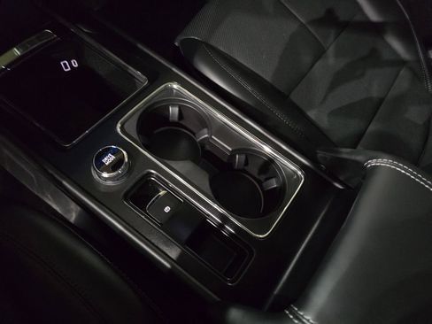 New 2026 Lincoln Corsair Reserve image 33