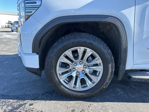 Used 2022 GMC Sierra 1500 Denali AWD/4WD image 19