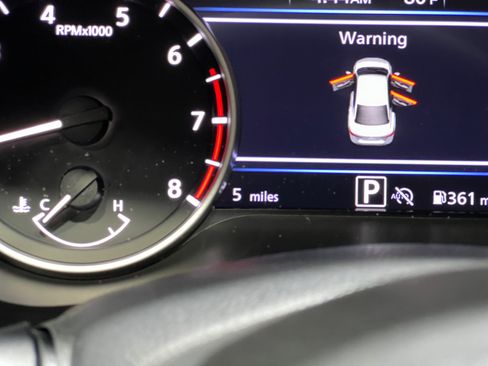 New 2025 Nissan Sentra SR w/ SR Premium Package image 11