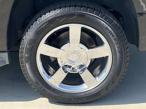 Used 2016 Chevrolet Tahoe LT AWD/4WD image 11