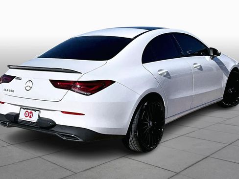 Used 2023 Mercedes-Benz CLA 250 image 11