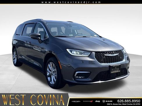Used 2021 Chrysler Pacifica Touring-L w/ Premium & Safety Sphere Group AWD/4WD image 2