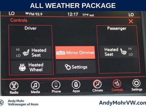 Used 2020 Dodge Challenger SXT w/ Driver Convenience Group AWD/4WD image 32