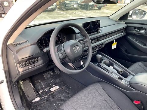 New 2025 Honda Accord LX image 9