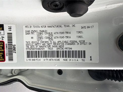 Used 2017 Toyota Tacoma SR5 image 33