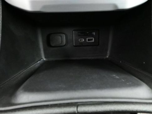 Used 2023 GMC Acadia SLT w/ Elevation Edition FWD image 23