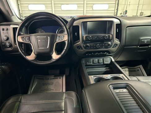 Used 2019 GMC Sierra 3500 Denali AWD/4WD image 4