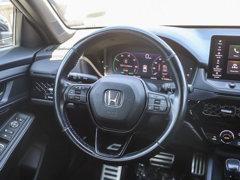 Used 2023 Honda Accord Sport image 15