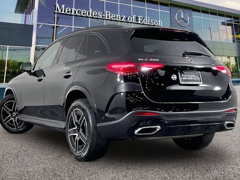 Used 2026 Mercedes-Benz GLC 300 4MATIC image 2
