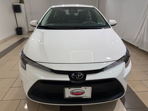 Certified 2025 Toyota Corolla LE image 8
