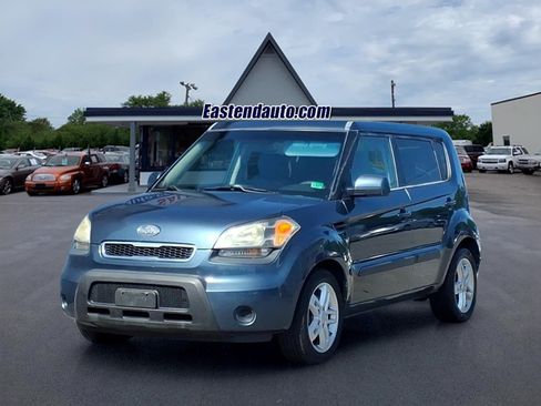Used 2011 Kia Soul + w/ Audio Pkg FWD image 1