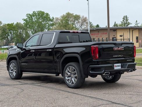 New 2026 GMC Sierra 1500 Denali w/ Denali Reserve Package AWD/4WD image 9