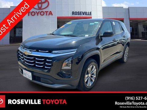 Used 2025 Chevrolet Equinox LT AWD/4WD image 1