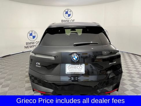 Used 2024 BMW iX xDrive50 w/ Sport Package AWD/4WD image 11