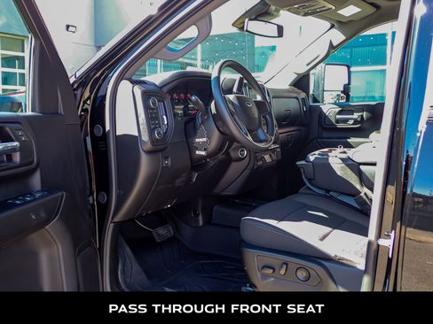 Used 2025 Chevrolet Silverado 2500 Custom w/ Custom Value Package image 11