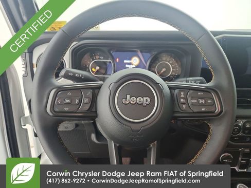 Certified 2024 Jeep Gladiator Sport image 14