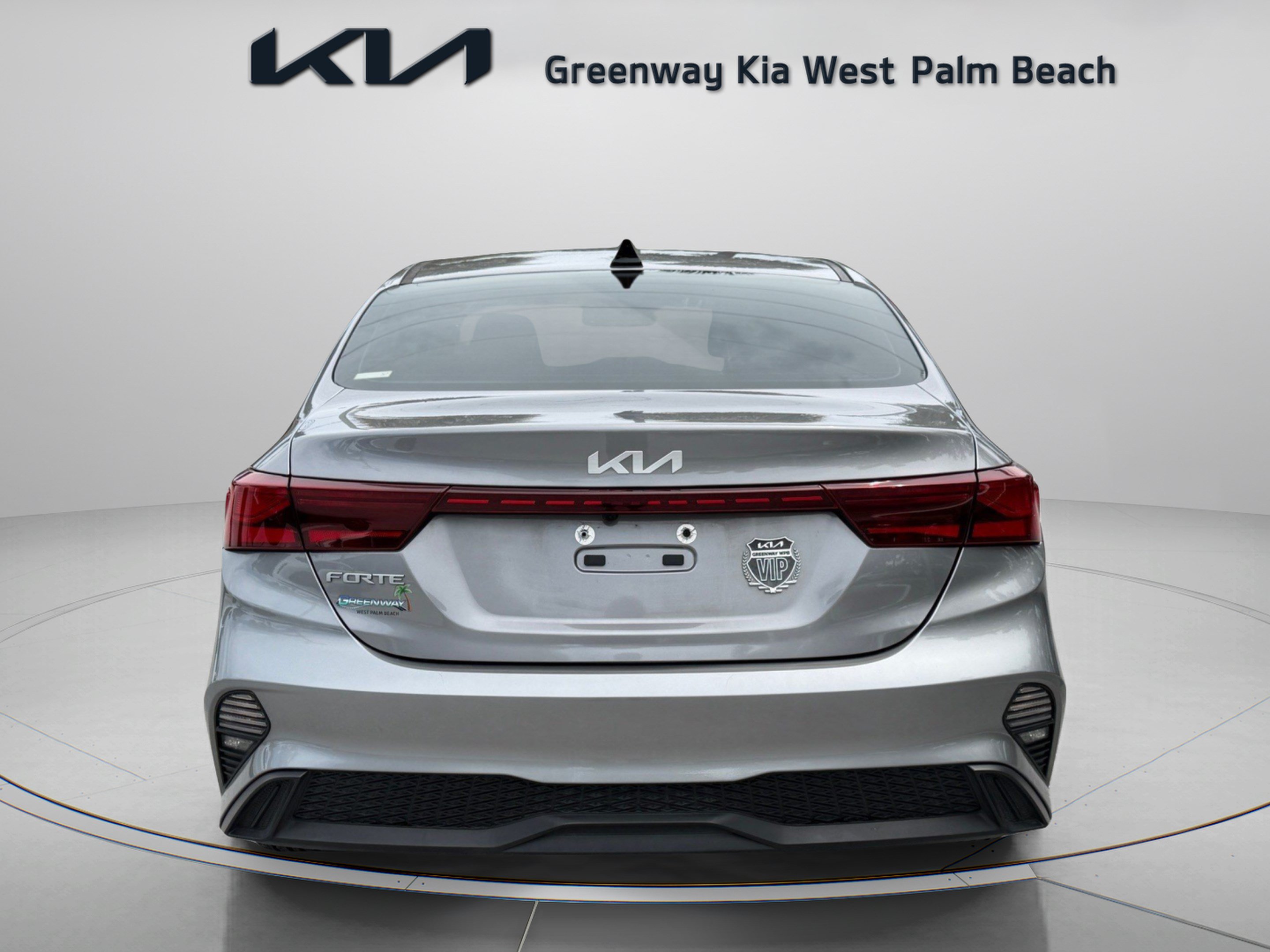 Certified 2024 Kia Forte LXS w/ LXS Technology Package FWD image 6