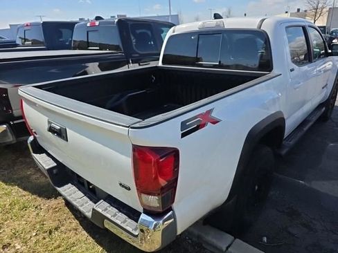 Used 2023 Toyota Tacoma SR5 image 3