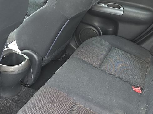 Used 2013 Nissan Juke S FWD image 5