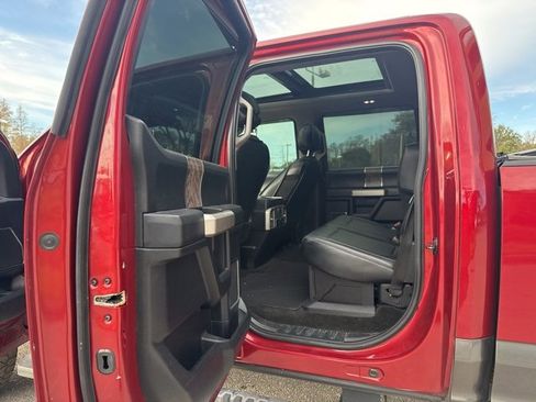 Used 2017 Ford F250 Lariat w/ Lariat Ultimate Package image 14