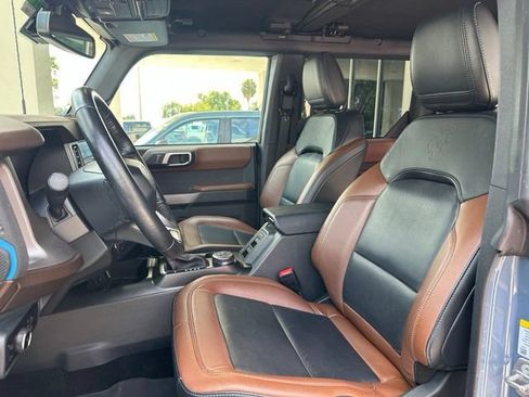 Certified 2023 Ford Bronco Outer Banks w/ Sasquatch Package AWD/4WD image 14