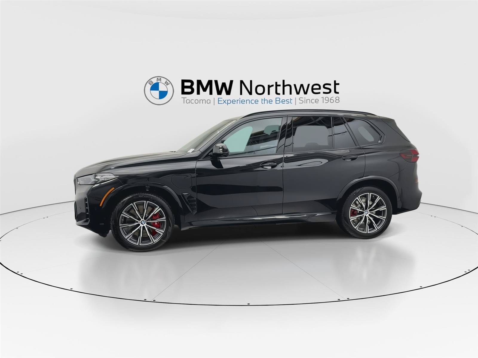 New 2026 BMW X5 xDrive50e w/ M Sport Package AWD/4WD image 10