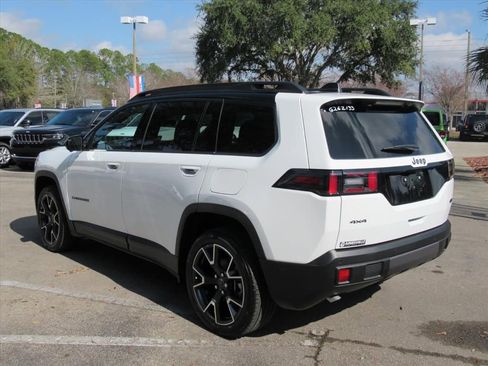 New 2026 Jeep Cherokee Overland image 4