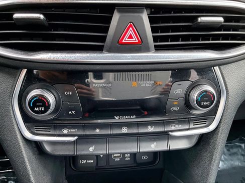 Used 2020 Hyundai Santa Fe SEL w/ Convenience + Premium Package image 32