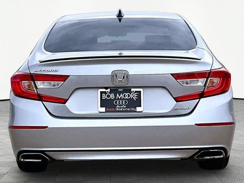 Used 2022 Honda Accord Sport image 4