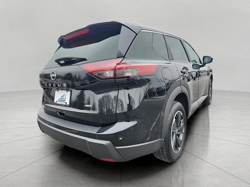 Used 2025 Nissan Rogue SV image 37