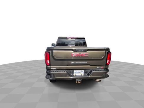 Used 2022 GMC Sierra 2500 AT4 w/ AT4 Preferred Package image 7
