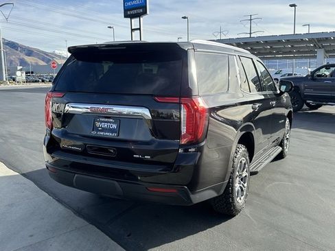 Certified 2023 GMC Yukon SLE image 29