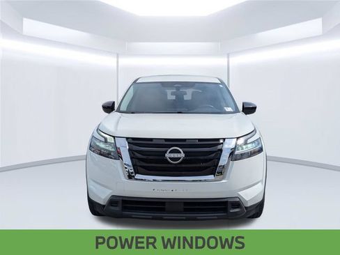 Used 2023 Nissan Pathfinder S AWD/4WD image 11