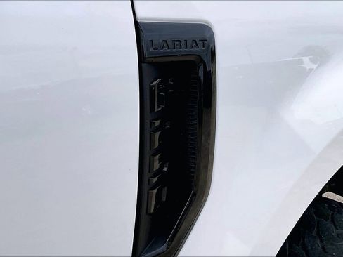 Certified 2020 Ford F250 Lariat w/ Lariat Value Package image 21