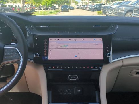 New 2026 Jeep Grand Cherokee L Limited RWD image 19