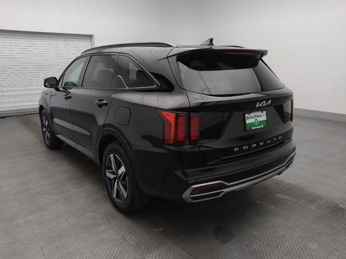 Used 2022 Kia Sorento S w/ Panoramic Sunroof Package FWD image 5