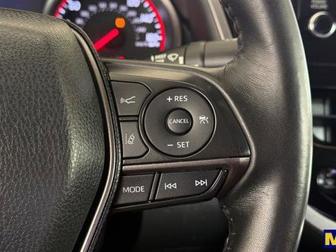 Used 2022 Toyota Camry XSE FWD image 30