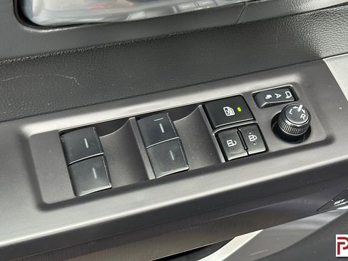 Used 2023 Toyota Tundra Platinum image 12