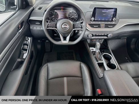 Certified 2025 Nissan Altima 2.5 SR FWD image 20