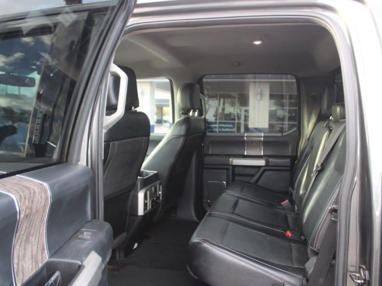 Used 2019 Ford F250 Lariat w/ Chrome Package AWD/4WD image 11