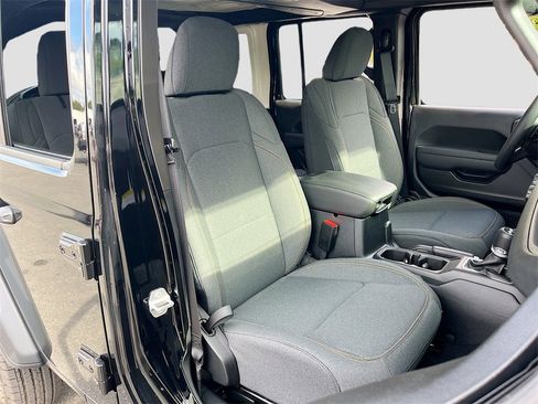 New 2026 Jeep Wrangler Sport image 25