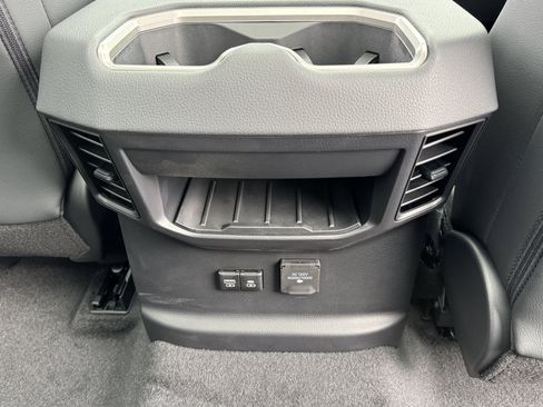 New 2026 Toyota Tundra Limited AWD/4WD image 7