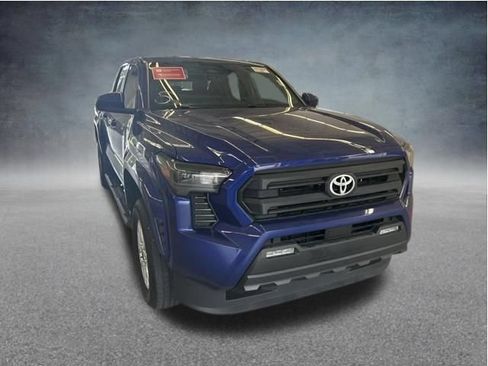 Used 2025 Toyota Tacoma SR5 RWD image 8