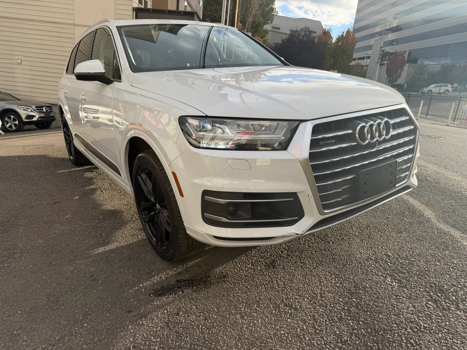 Used 2018 Audi Q7 3.0T Prestige AWD/4WD image 10